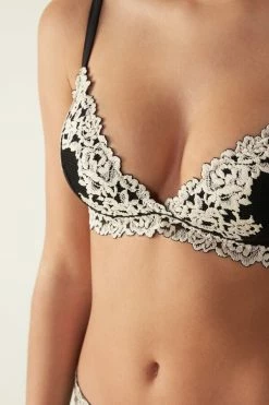 Cheapest ๐ Intimissimi ๐ฉ Women Pretty Flower Tiziana Triangle Bra Intense Blue/vanilla ๐