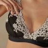 Best Sale 🎁 Intimissimi 👩 Women Pretty Flowers Triangle Bra In Lace Black 🌟 -panties Sales Store RSD12949887 4B DT1W